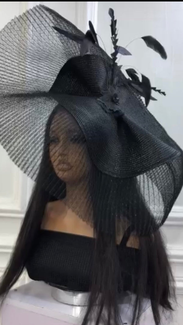Noir Eclipse Fascinator