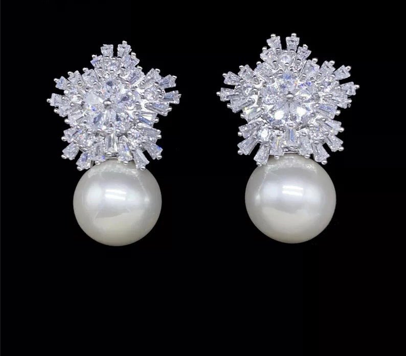 Pearla Earrings